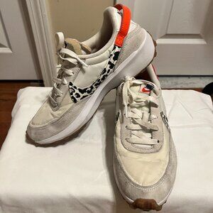 Women's Nike Running Sneaker